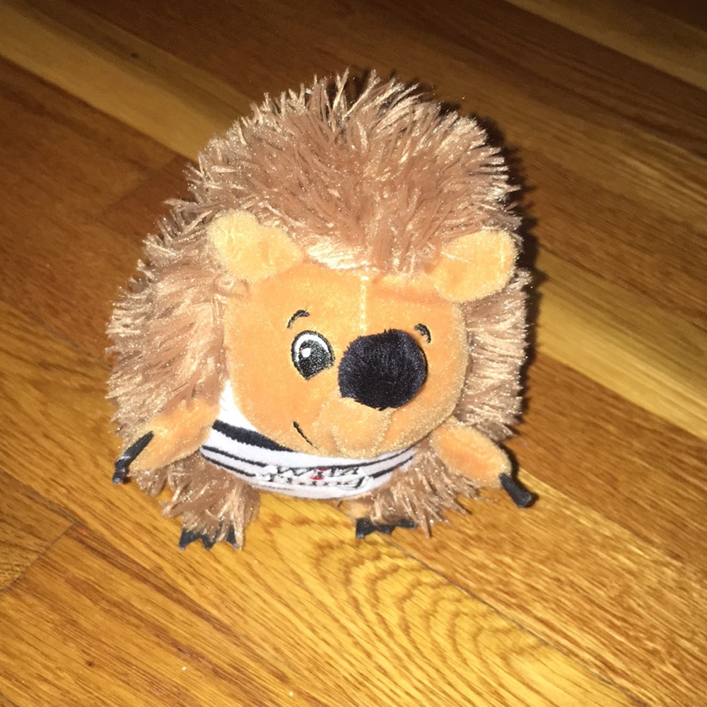 Dan Dee plush